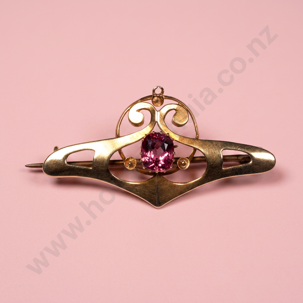 Antique 15ct Gold Brooch Image 1++