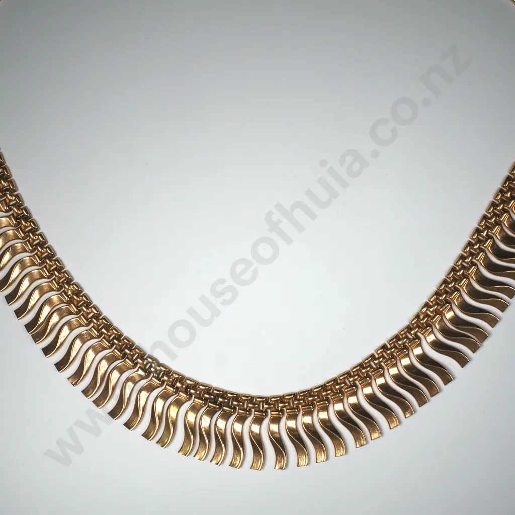 Italian 18ct Gold Collar Necklace Image 1++