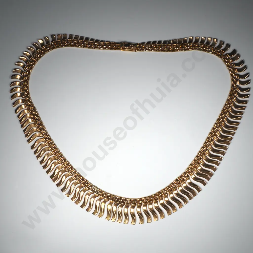 Italian 18ct Gold Collar Necklace Image 1++
