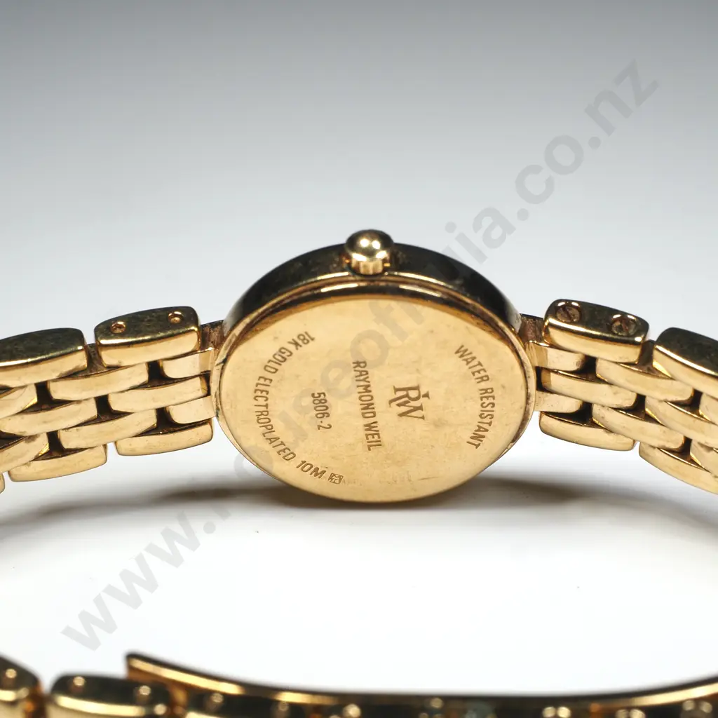 Vintage Raymond Weil Ladies Quartz Wristwatch w Gold Plate Bracelet & Black Dial Surrounded w Crystals Image 1++