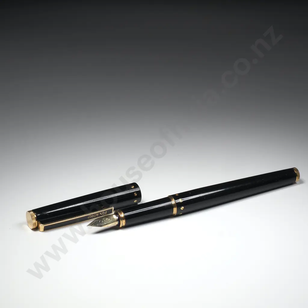 Vintage Riviere 14ct Gold Nibbed Fountain Pen  Image 1++