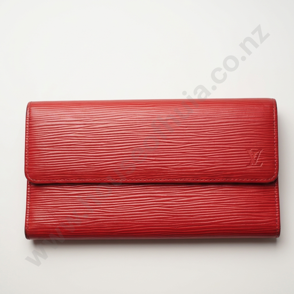 Louis Vuitton Red Epi Leather International Wallet w Box & Dust Bag Image 1++
