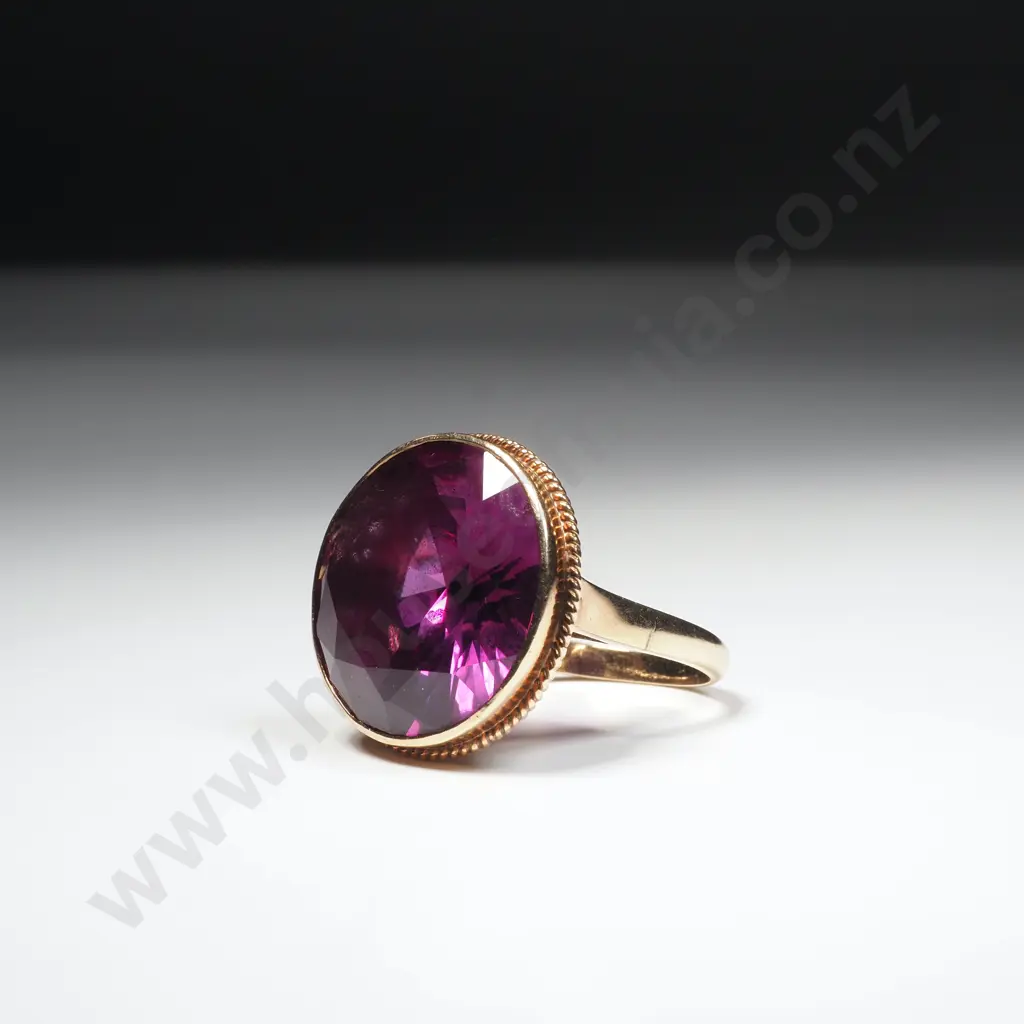 18ct Gold & Purple Sapphire Ring w Valuation for $6,400.00 Image 1++