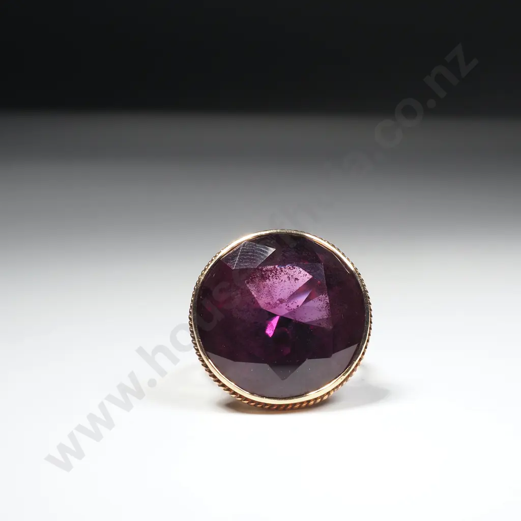 18ct Gold & Purple Sapphire Ring w Valuation for $6,400.00 Image 1++
