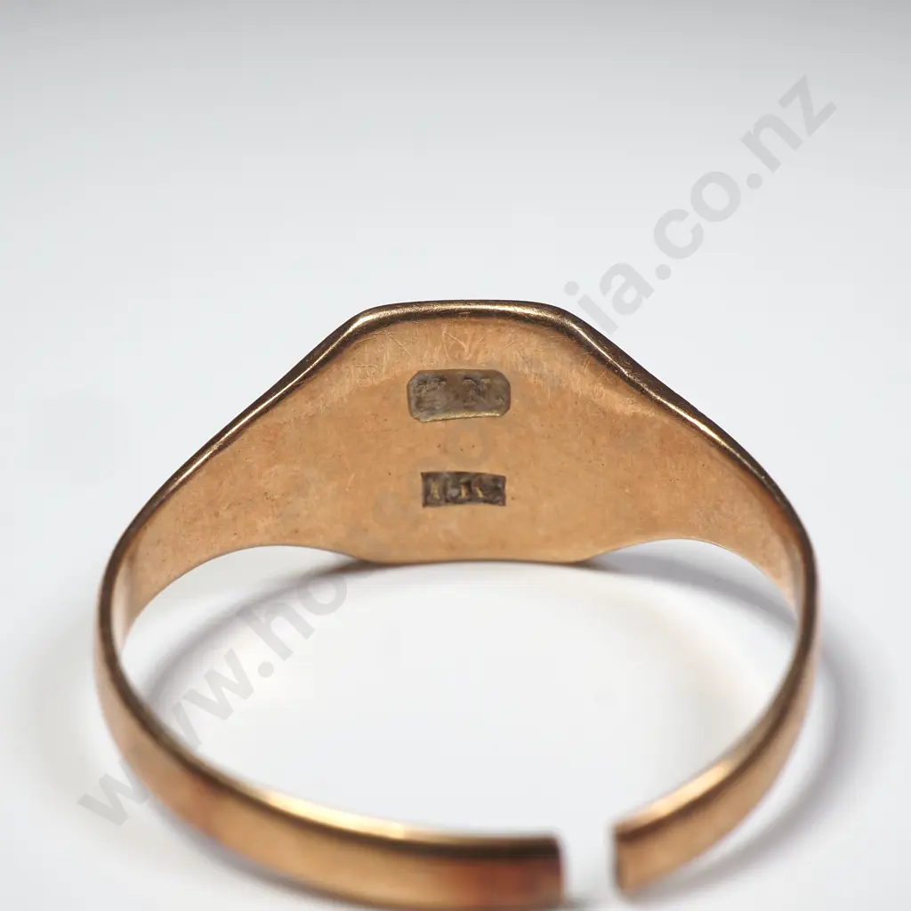 15ct Gold Signet Ring Image 1++