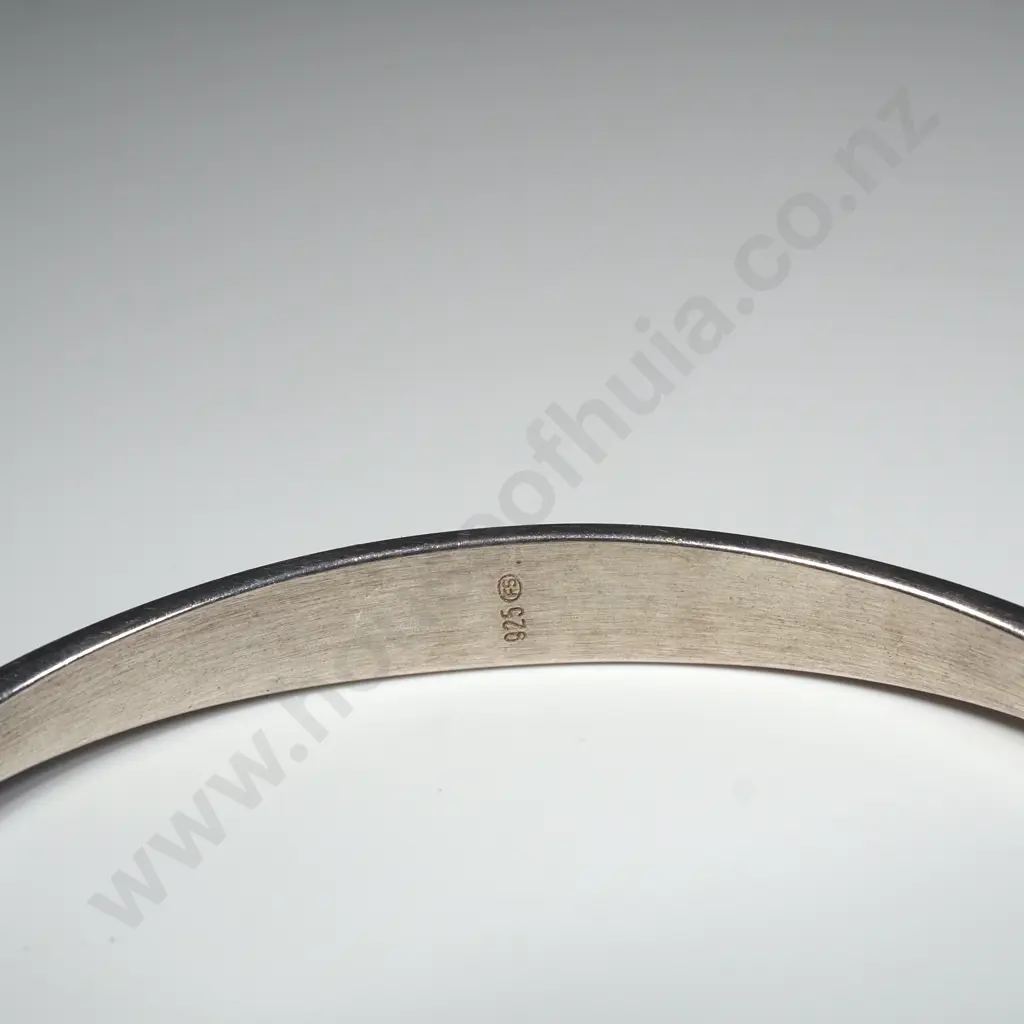 Sterling Silver & Lapis Lazuli Hinged Bracelet Image 1++
