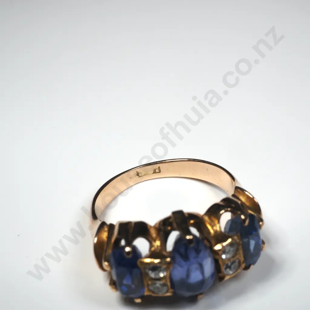 18ct Gold Sapphire & Diamond Ring Image 1++