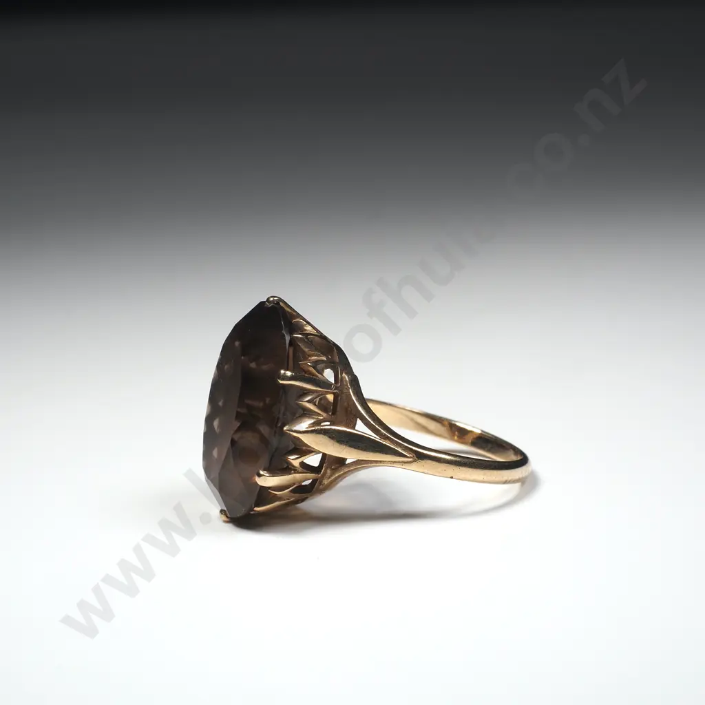 Vintage 9ct Gold Topaz Ring Image 1++