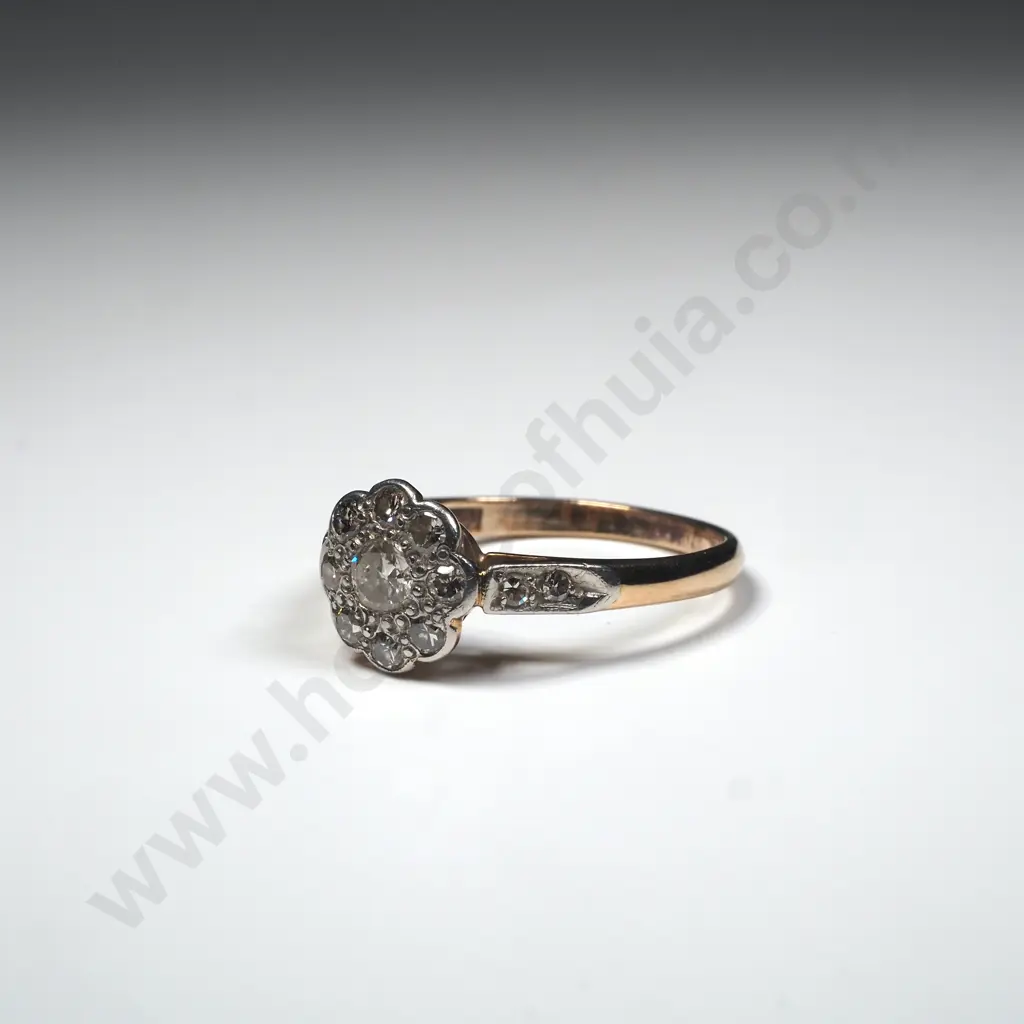 Antique 18ct Gold Diamond Ring Image 1++