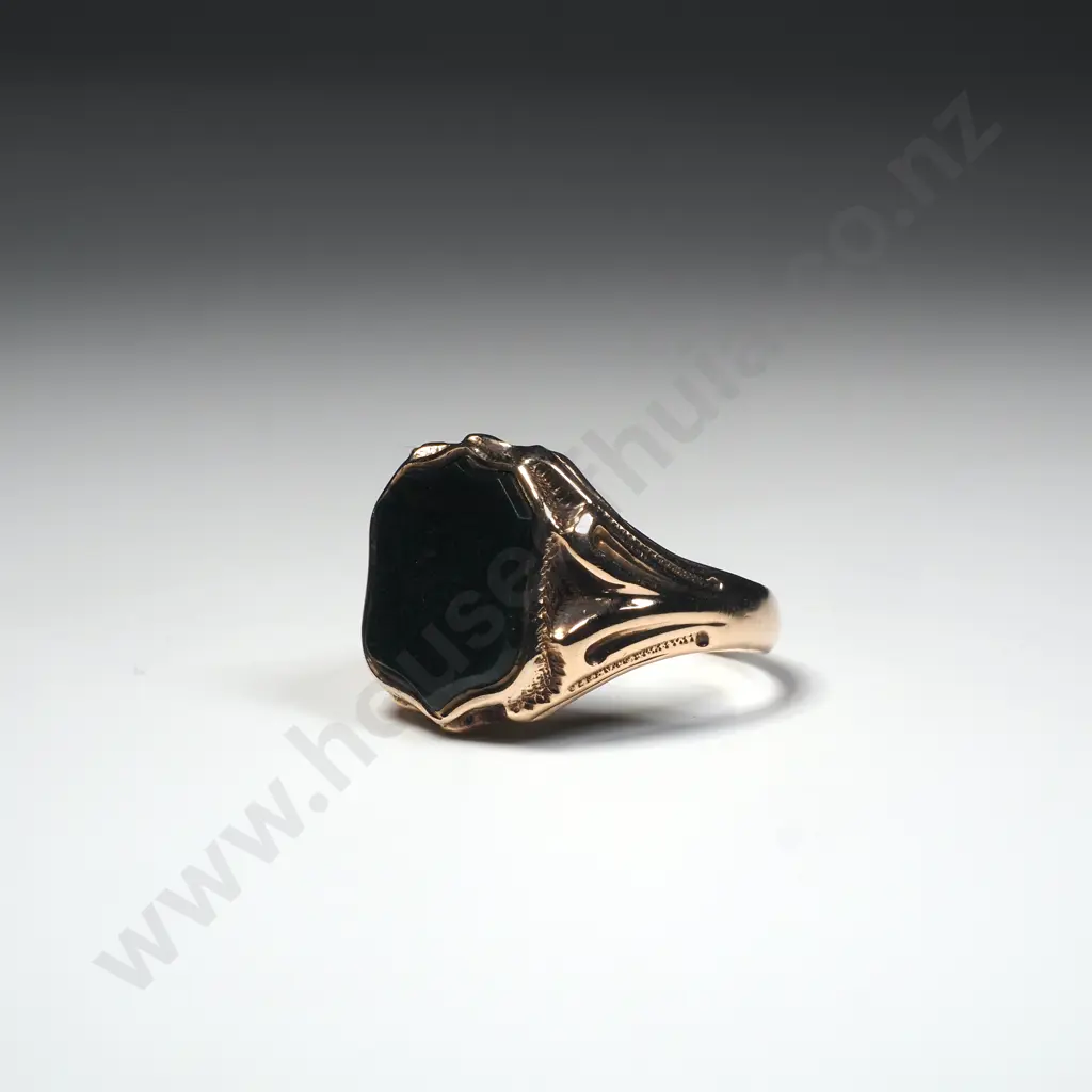 Antique 9ct Gold Bloodstone Signet Ring w Crisp English Hallmarks Image 1++
