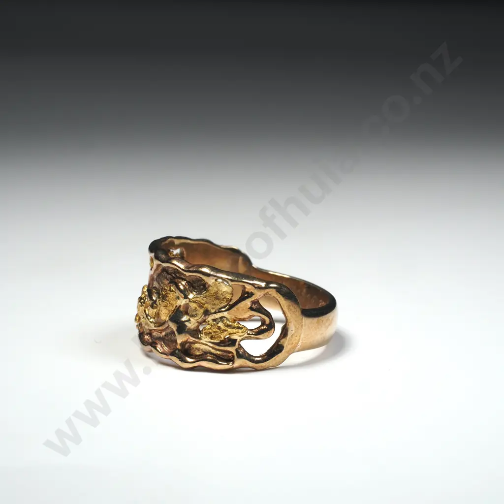 9ct Gold & Gold Nugget Ring Image 1++