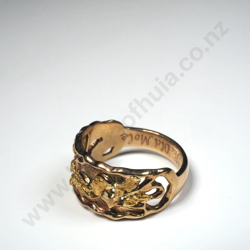 9ct Gold & Gold Nugget Ring Image 1++