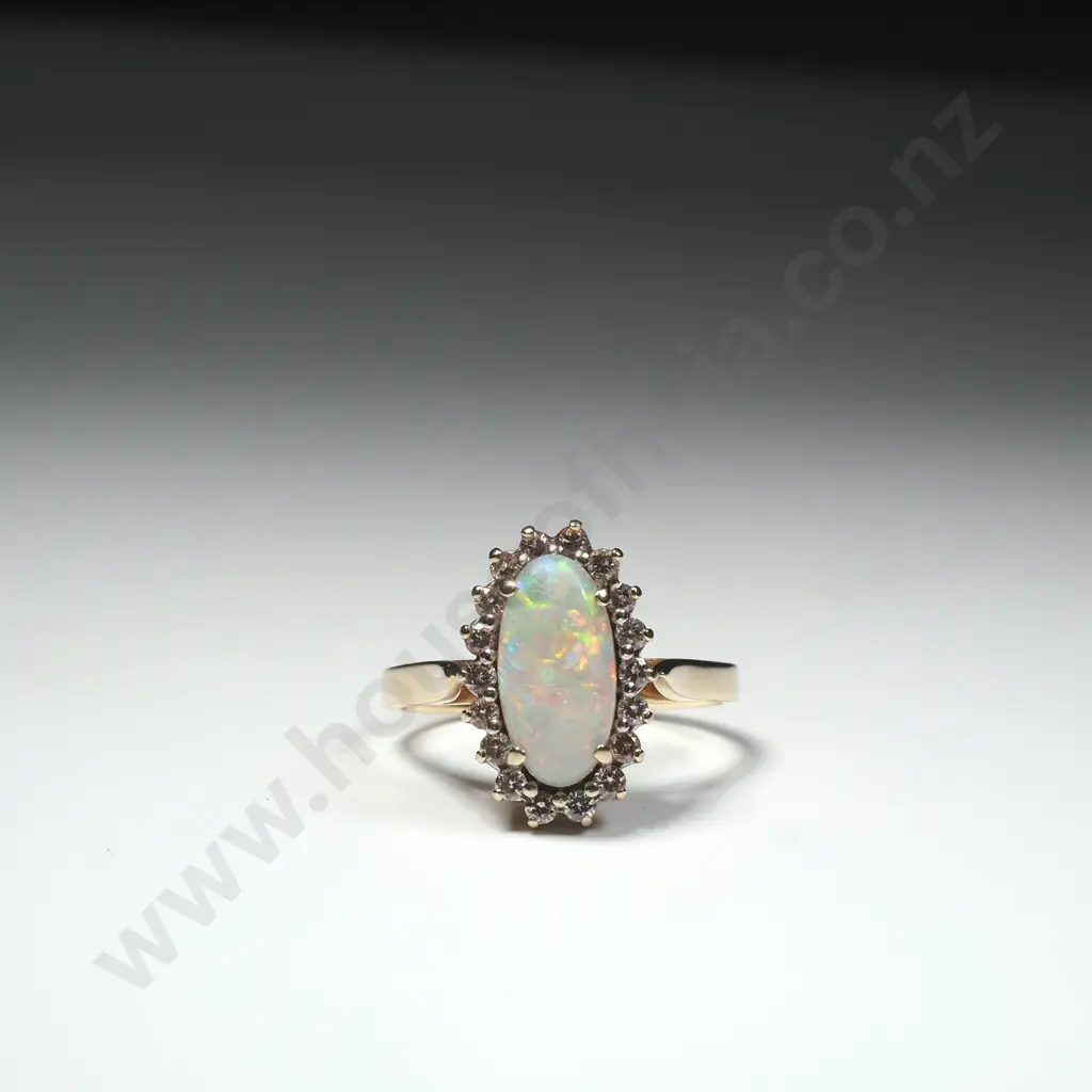 18ct Gold Diamond & Opal Ring Image 1++
