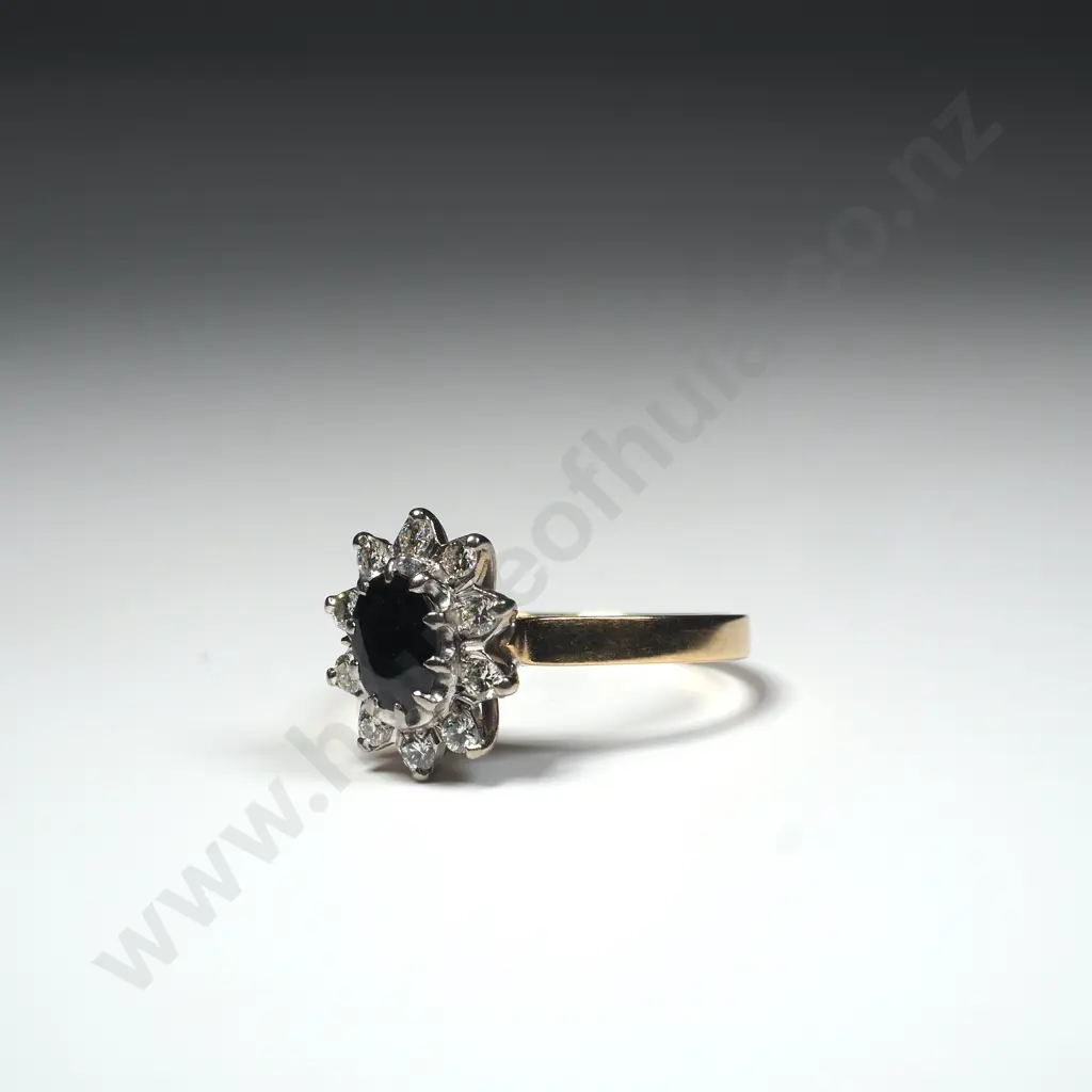 18ct Gold Diamond & Sapphire Ring Image 1++