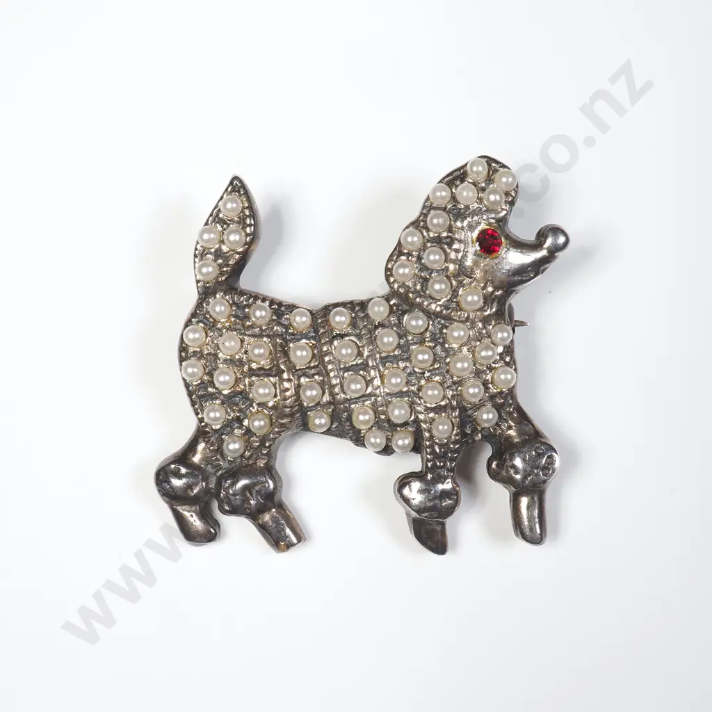 Vintage Sterling Silver Dog Brooch Image 1++
