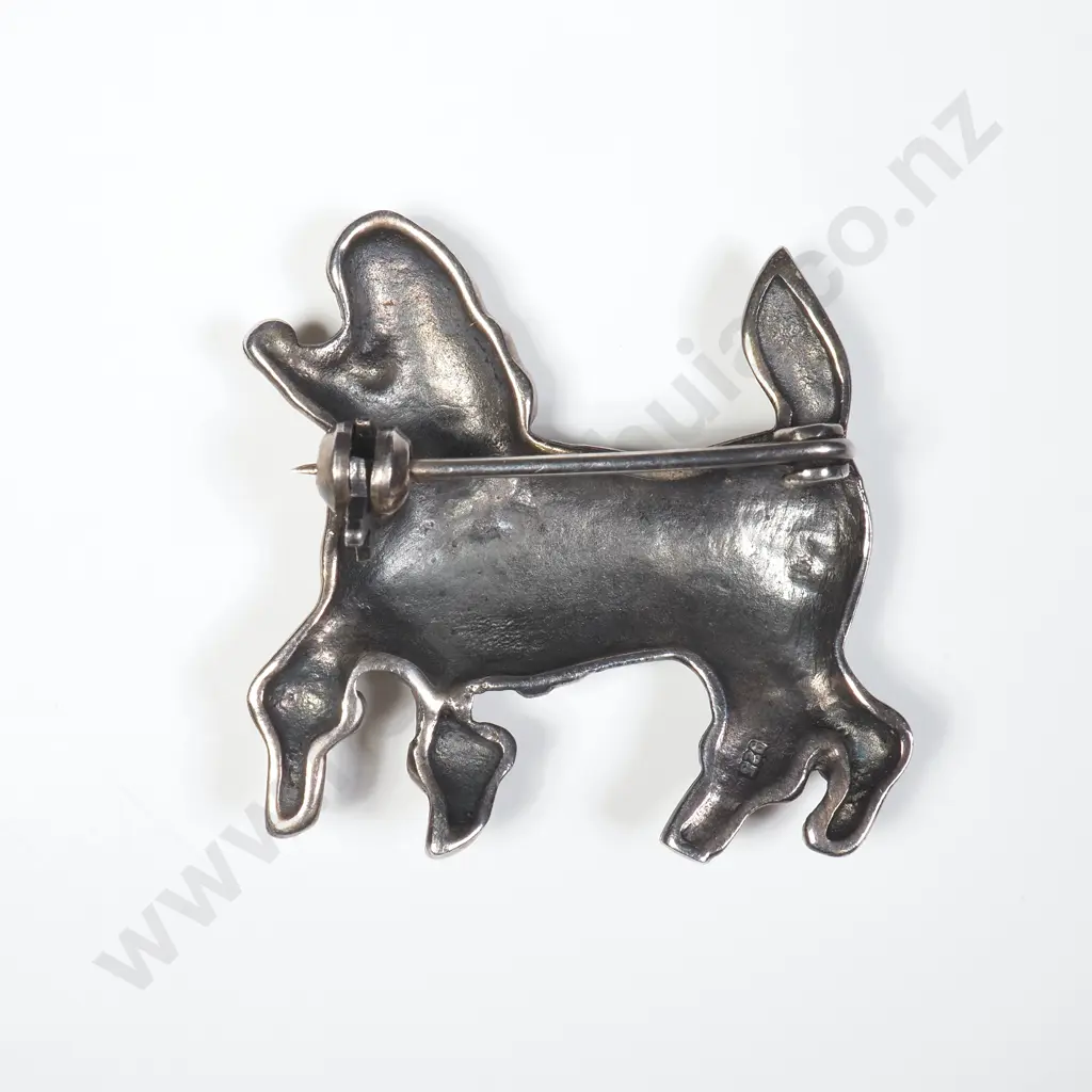 Vintage Sterling Silver Dog Brooch Image 1++