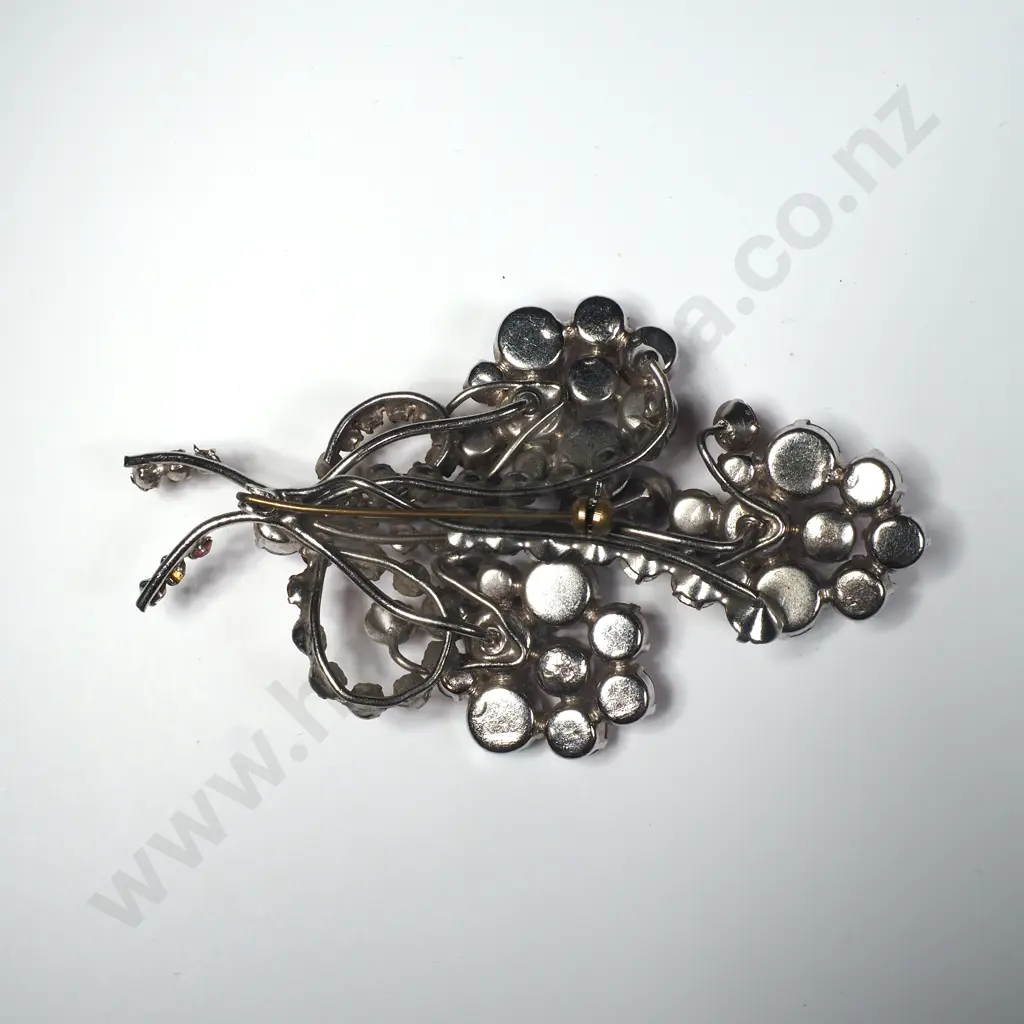 Substantial Vintage Costumne Spray Flower Brooch Image 1++