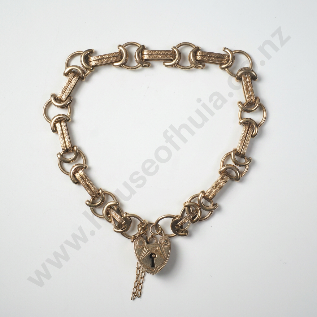 9ct Gold Gate Bracelet w Fancy LInks Image 1++