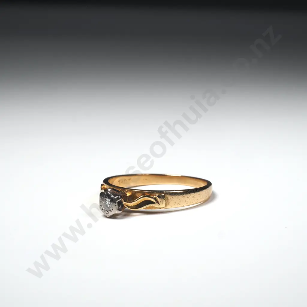 18ct Gold Diamond Solitaire Ring Image 1++