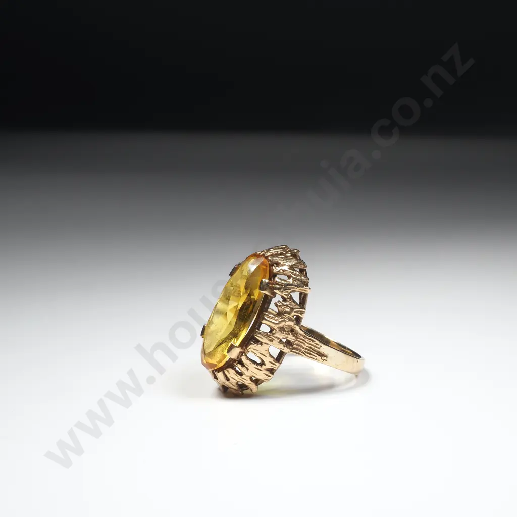 Vintage 9ct Gold Yellow Stone Ring Image 1++