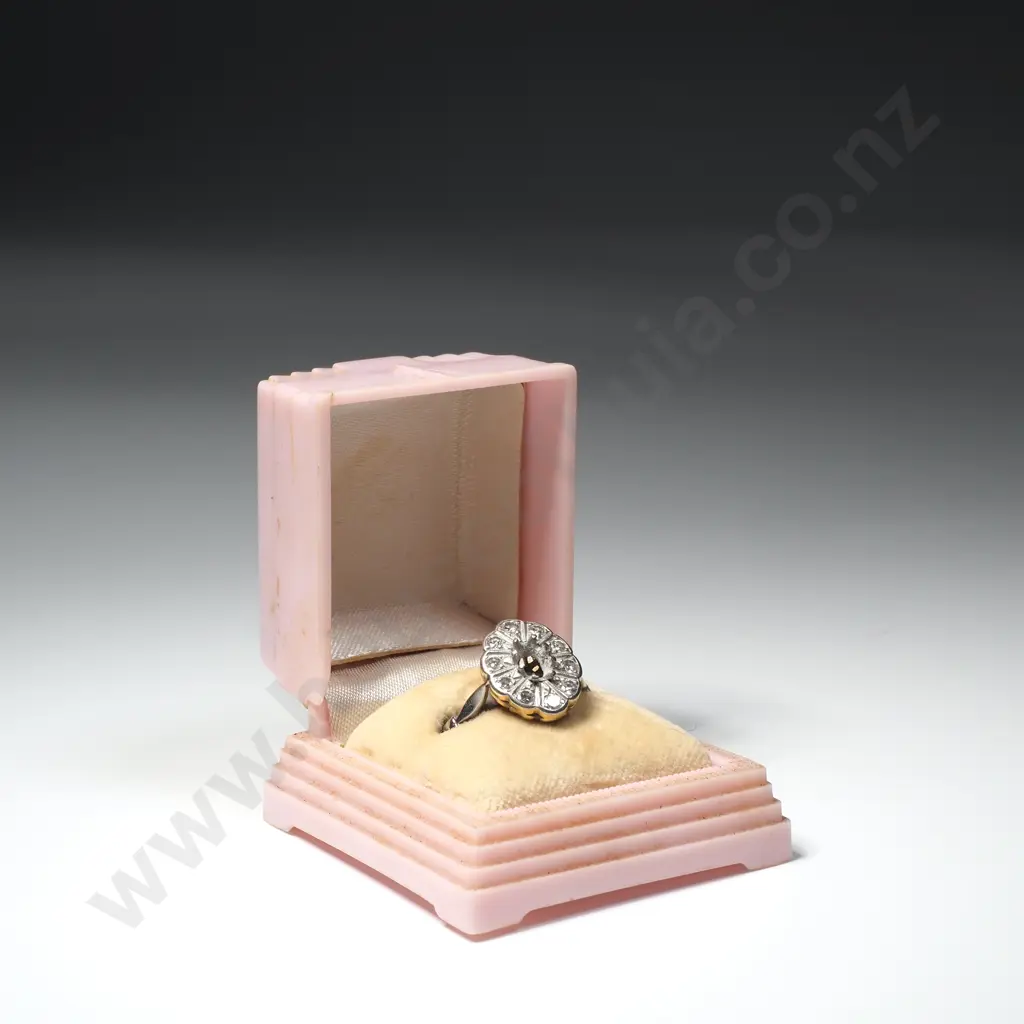 18ct Gold & Diamond Ring Mount missing Central Stone in Vintage Box Image 1++