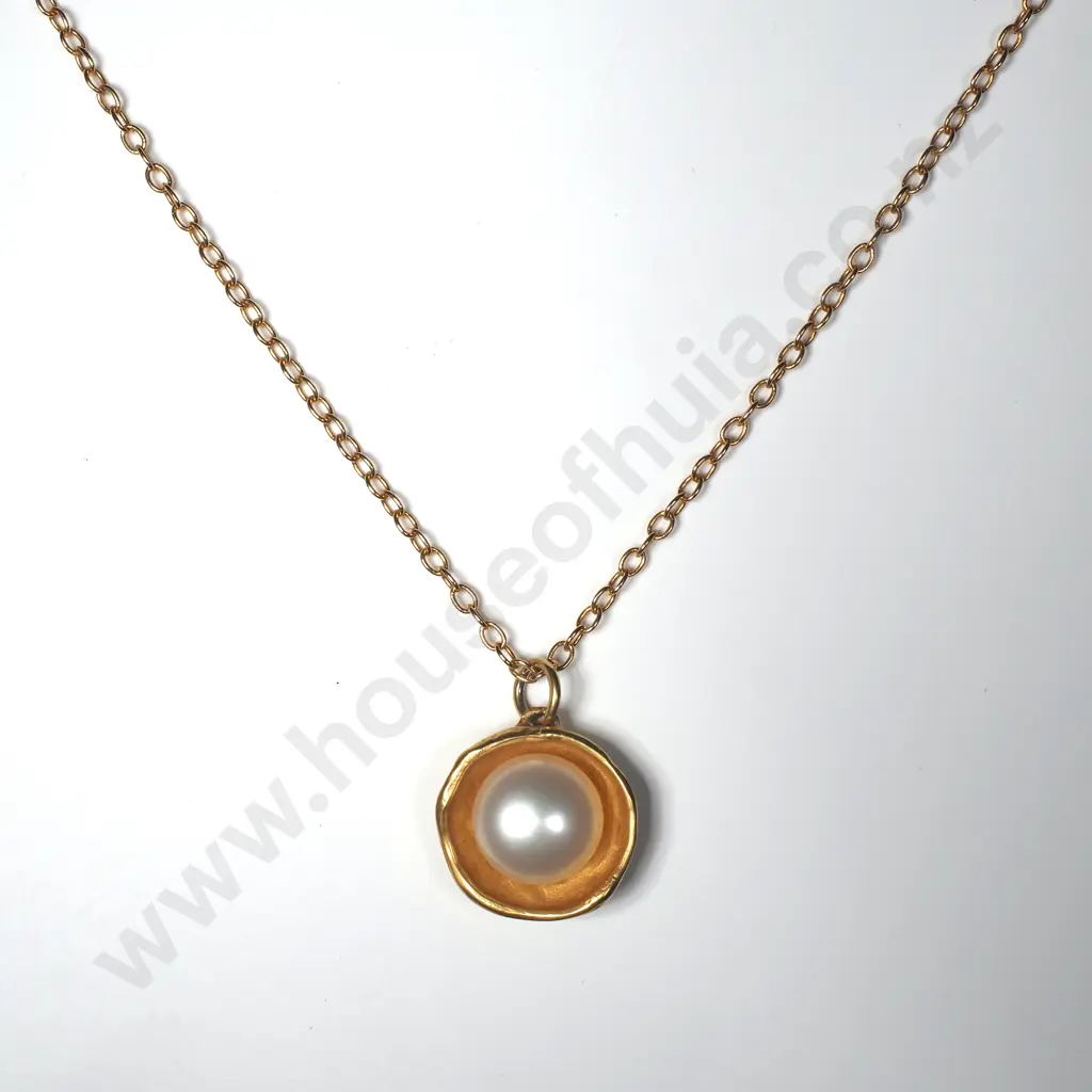 Rolled Gold Pearl Pendant Image 1++