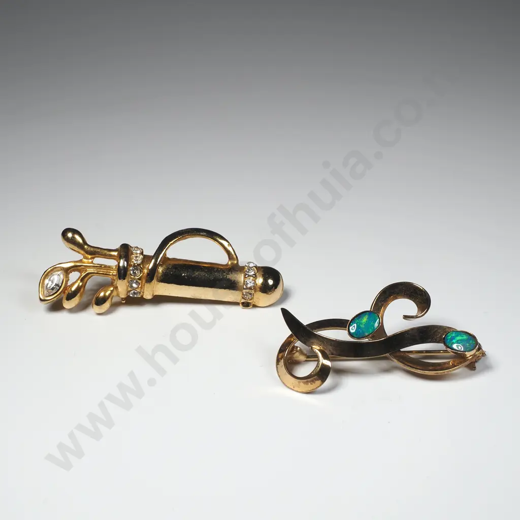 Two Gold Coloured Costume Brooches Image 1++