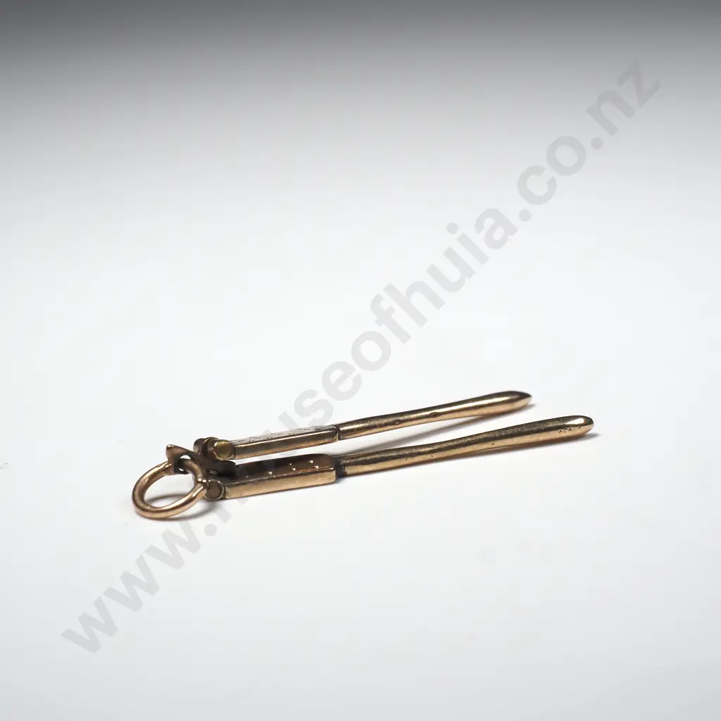 9ct Gold Pendant Image 1++