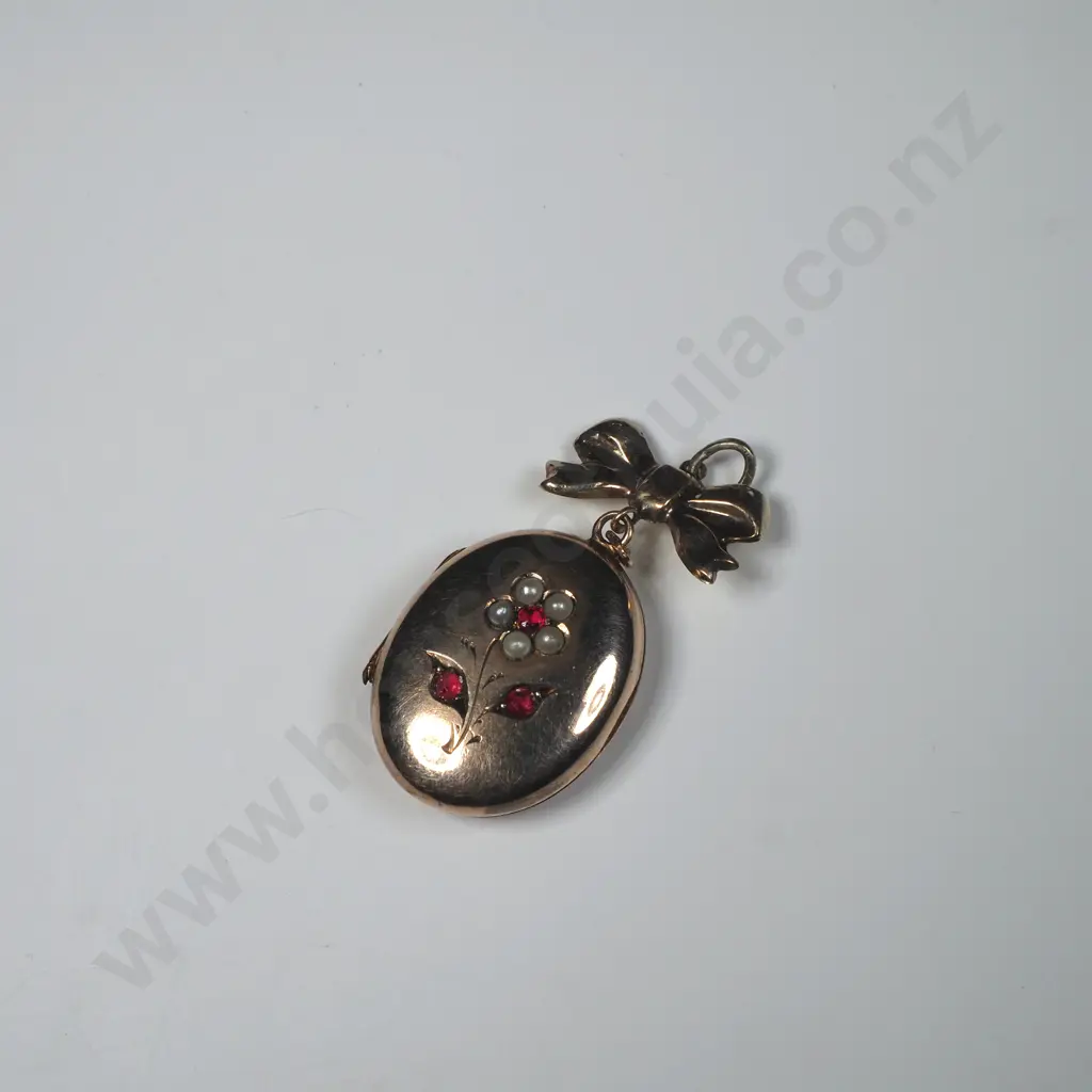 Edwardian 9ct Gold Locket Pendant w Bow & Flower Design  - Seed Pearls & Garnets Image 1++