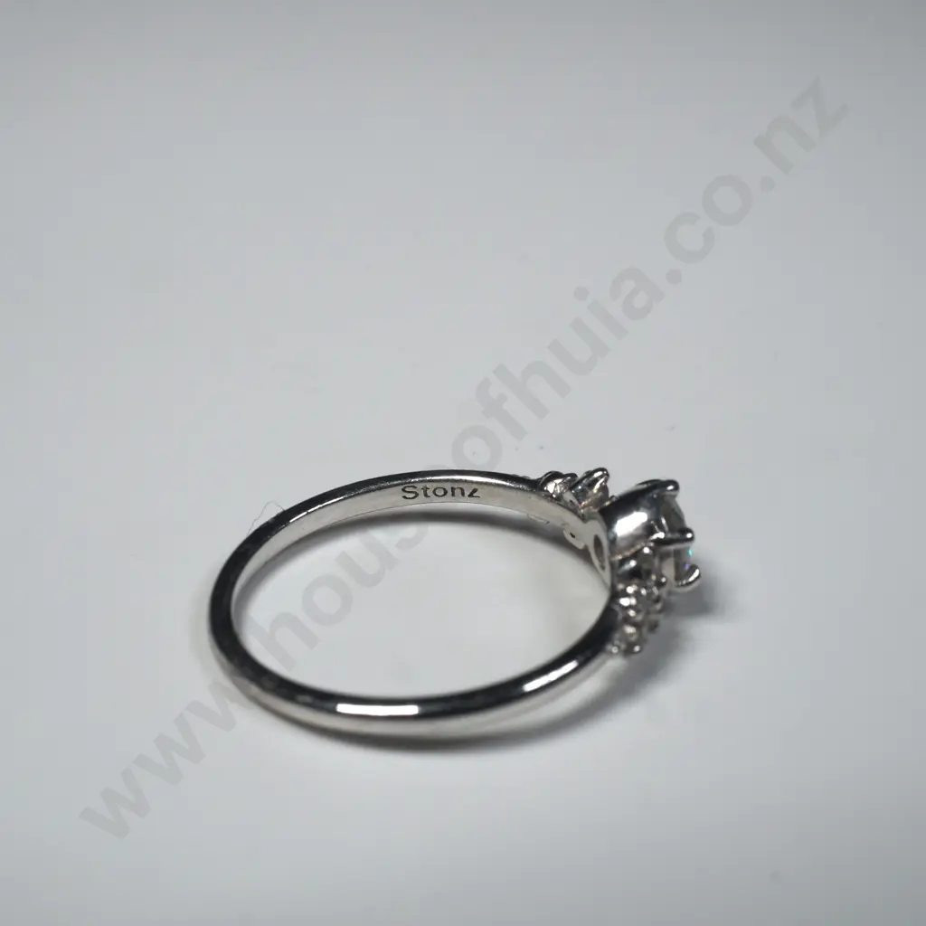 9ct White Gold Solitaire Diamond Ring Image 1++