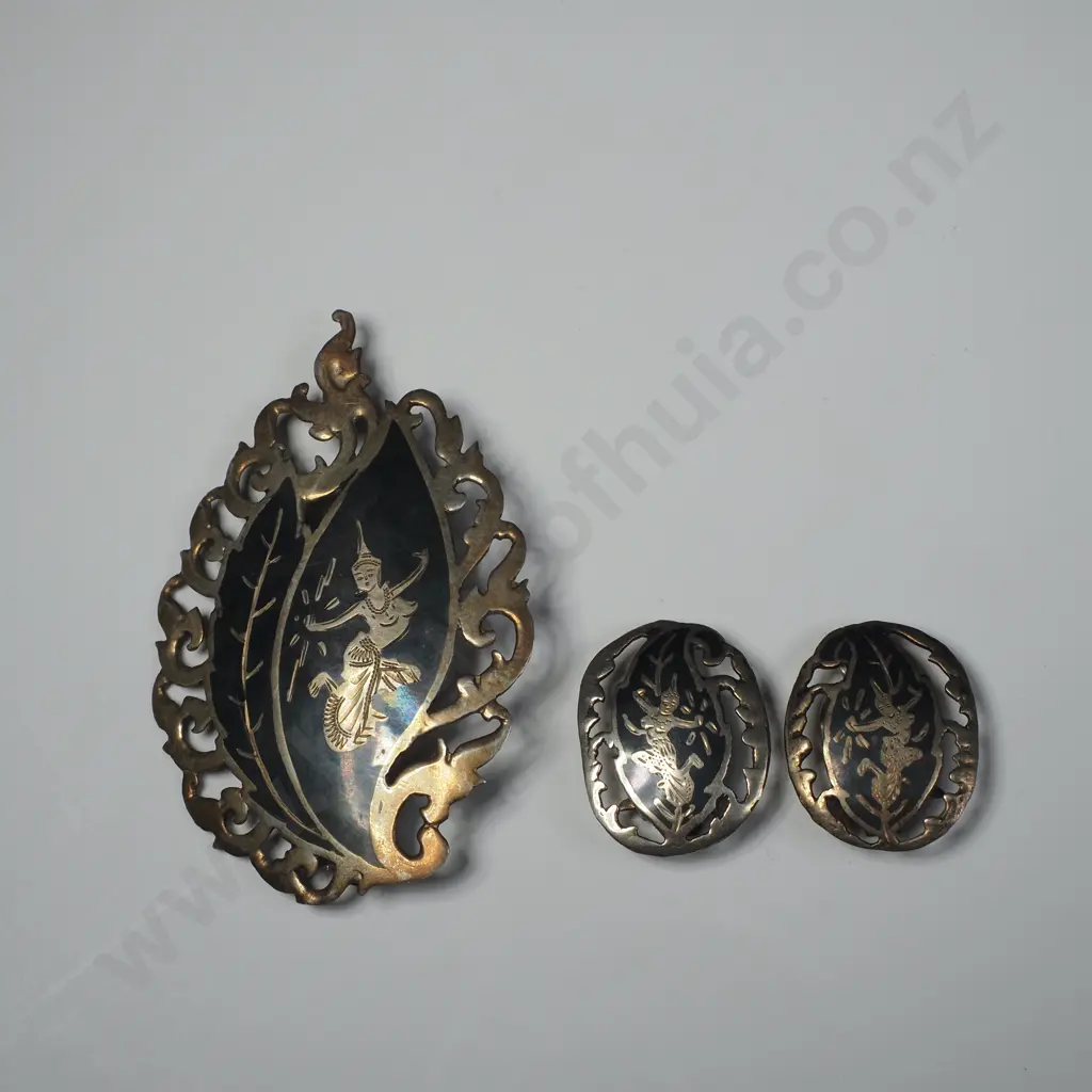 Siam Silver Earring / Brooch Set Image 1++