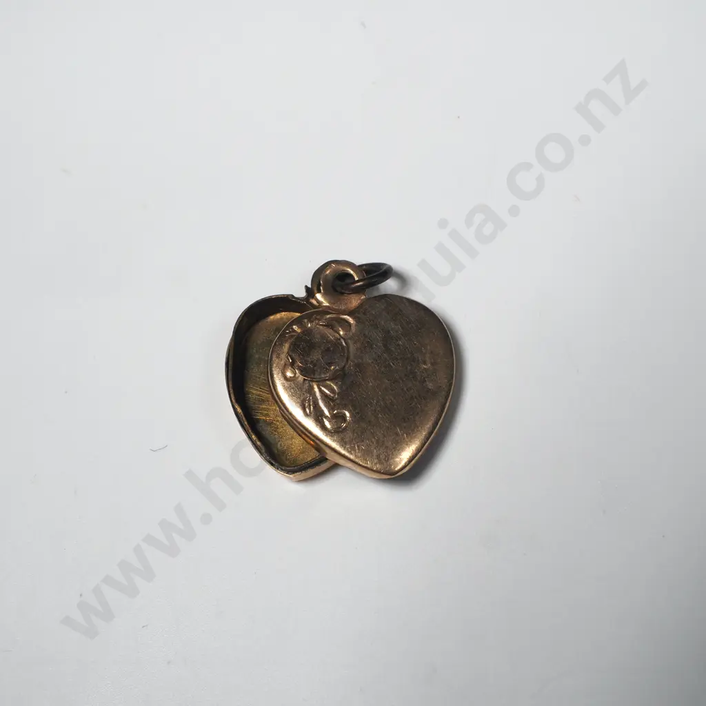 Rolled Gold Hear Pendant Image 1++