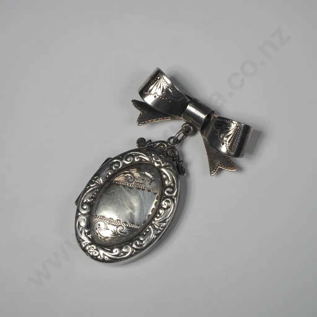 Sterling Silver Locket Brooch Image 1++