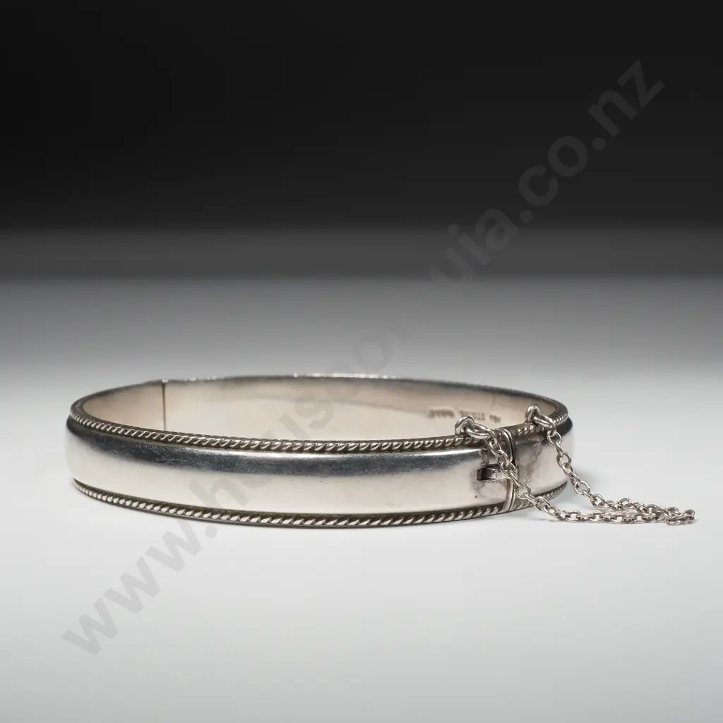 Sterling Silver Hinged Bracelet Image 1++