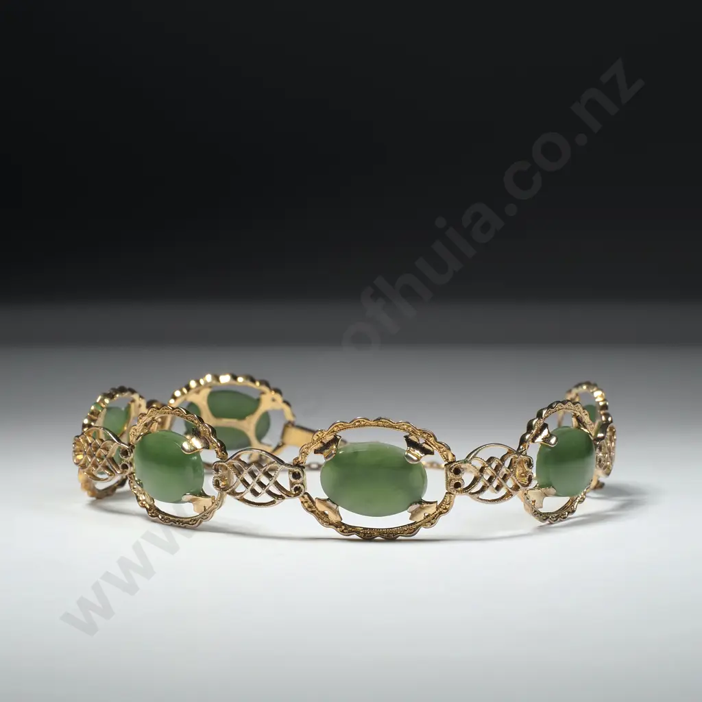 Vintage Greenstone Bracelet Image 1++