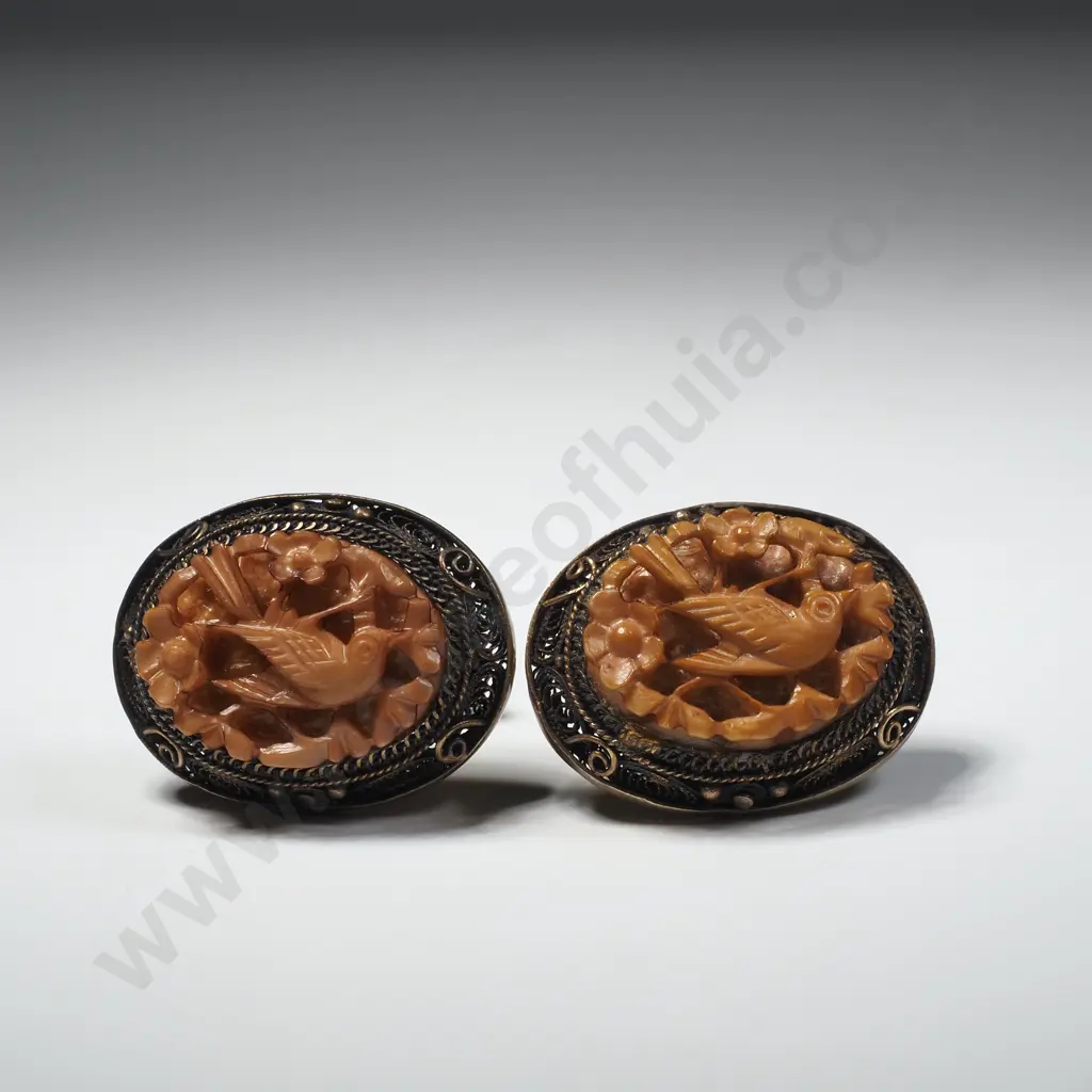 Chinese Silver Gilt Cufflinks w Carved Centres Image 1++