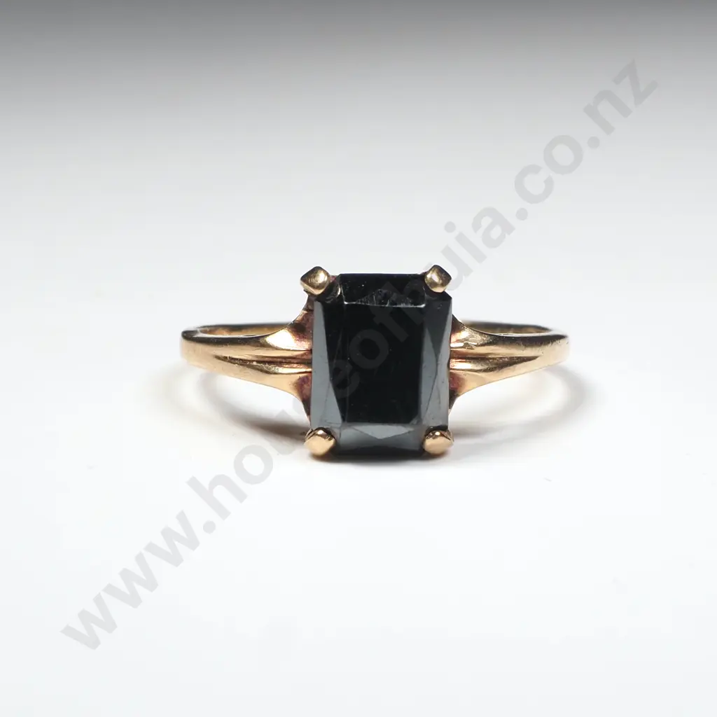 9ct Gold Ring Image 1++