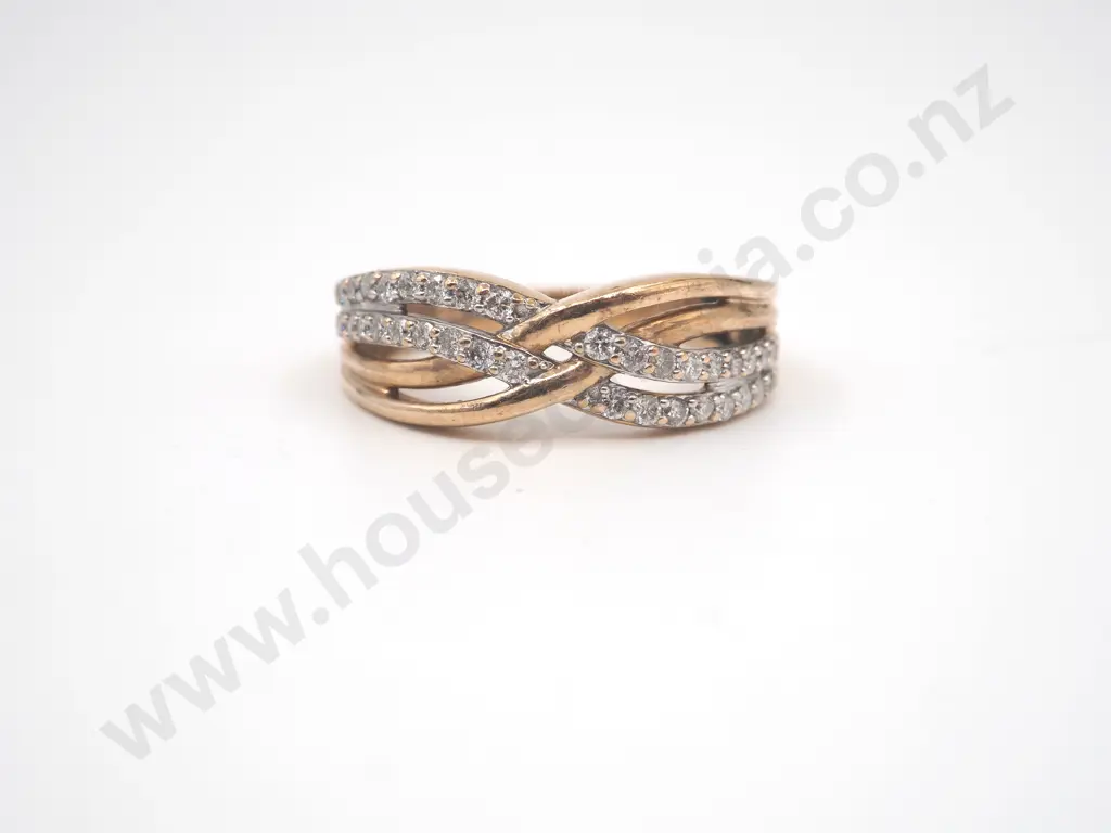 10ct Gold Diamond Ring  Image 1++