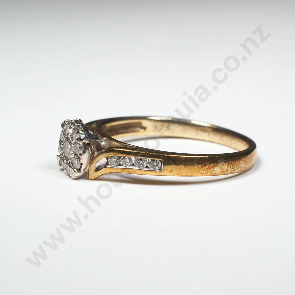 9ct Gold Diamond Cluster Ring Image 1++