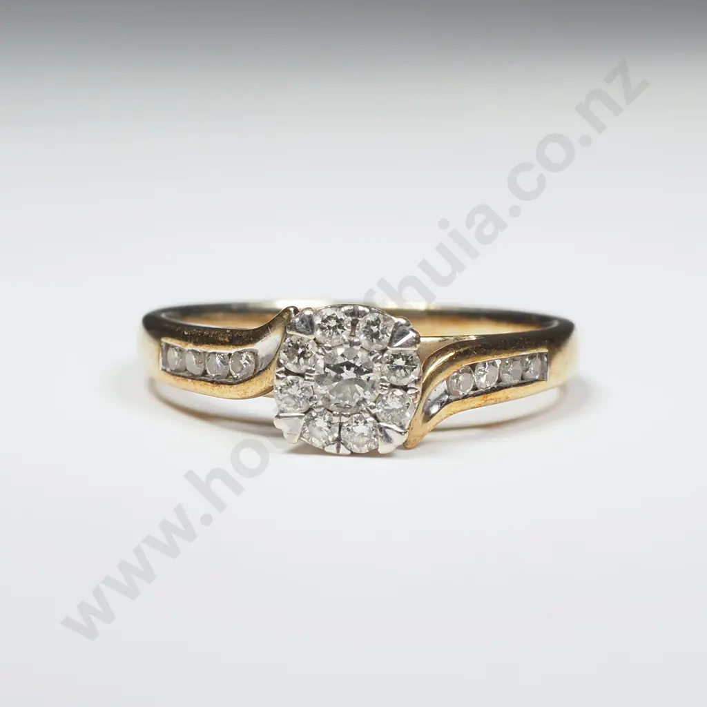 9ct Gold Diamond Cluster Ring Image 1++