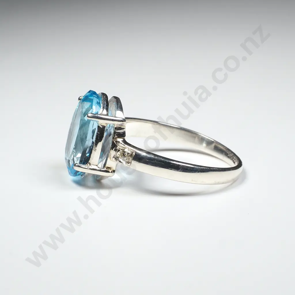 Sterling Silver Sky Blue Topaz Ring Image 1++