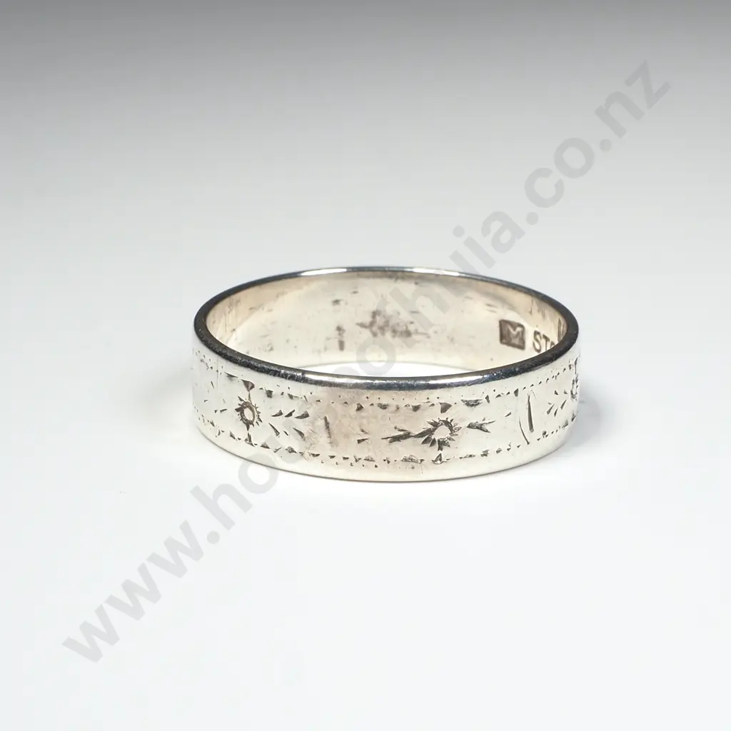 Sterling Silver Ring Image 1++