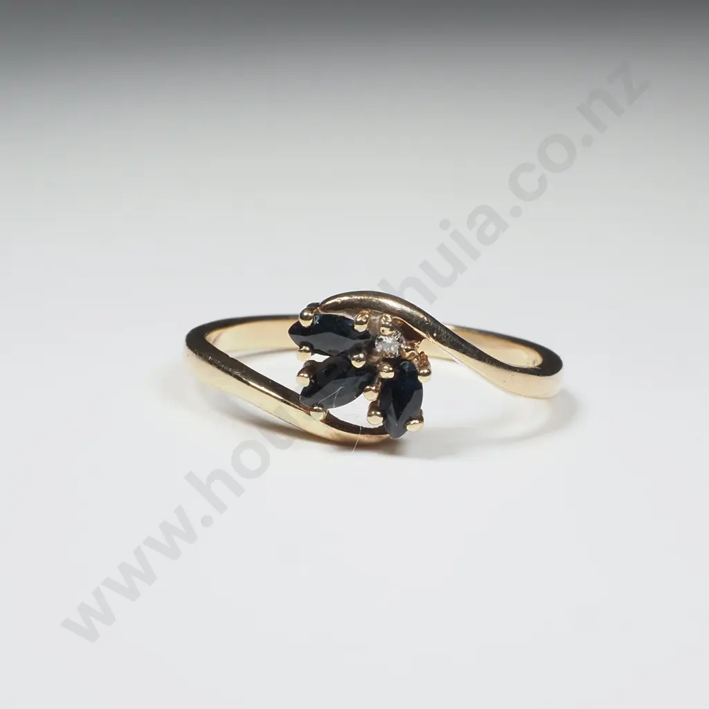 9ct Gold Sapphire Ring Image 1++