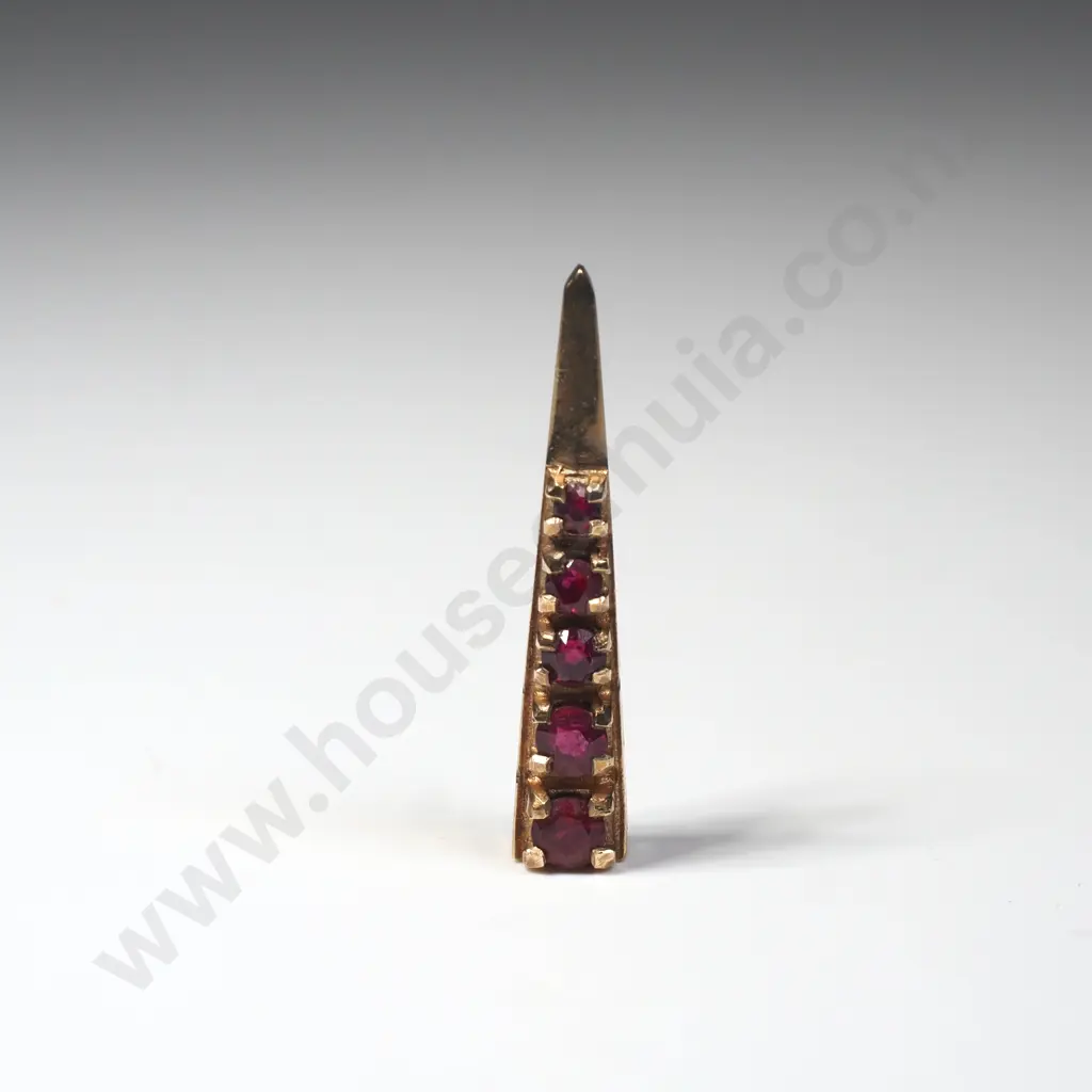9ct Gold Red Stone Pendant Image 1++