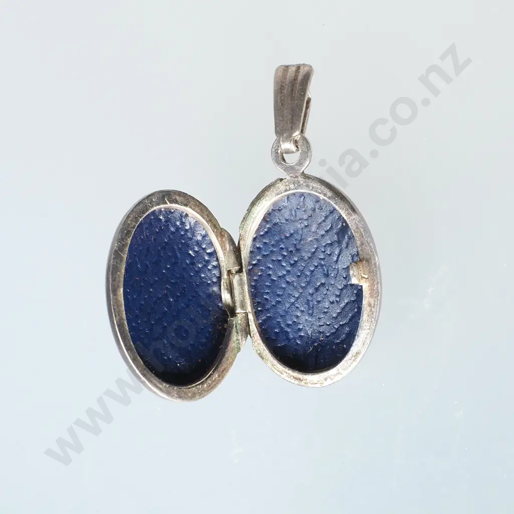 Sterling Silver Locket Pendant Image 1++