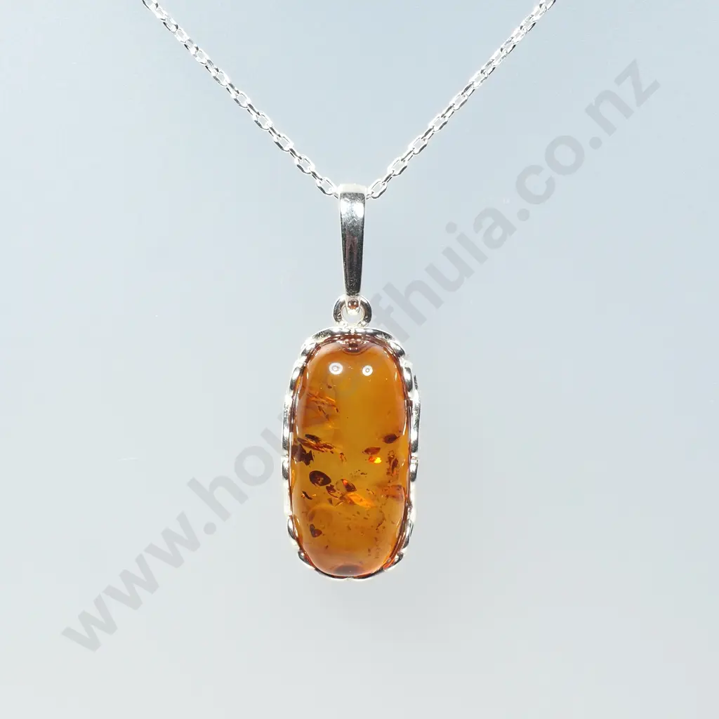 Sterling Silver Baltic Amber Pendant & Sterling Silver Chain Image 1++