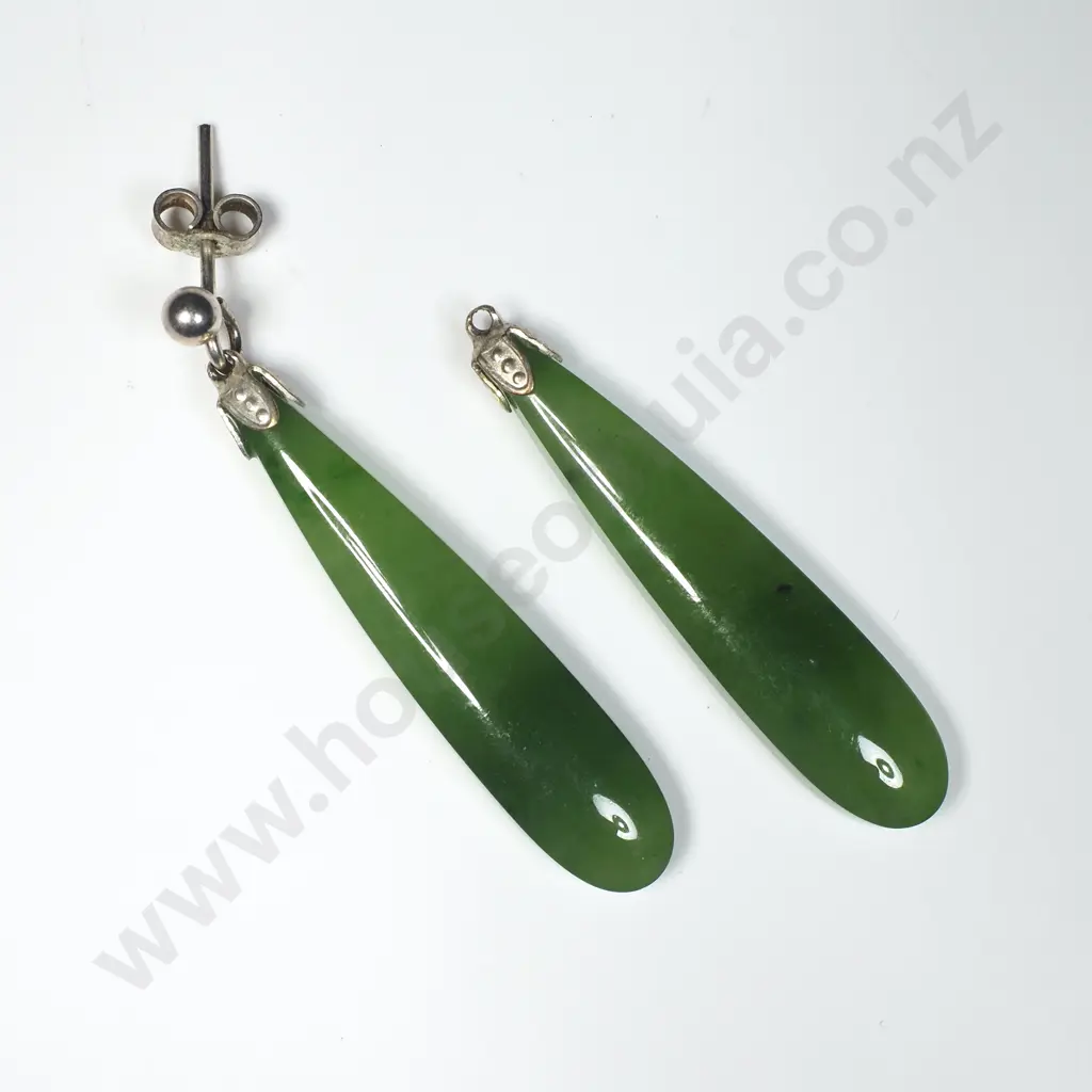 Vintage Greenstone Earrings Image 1++