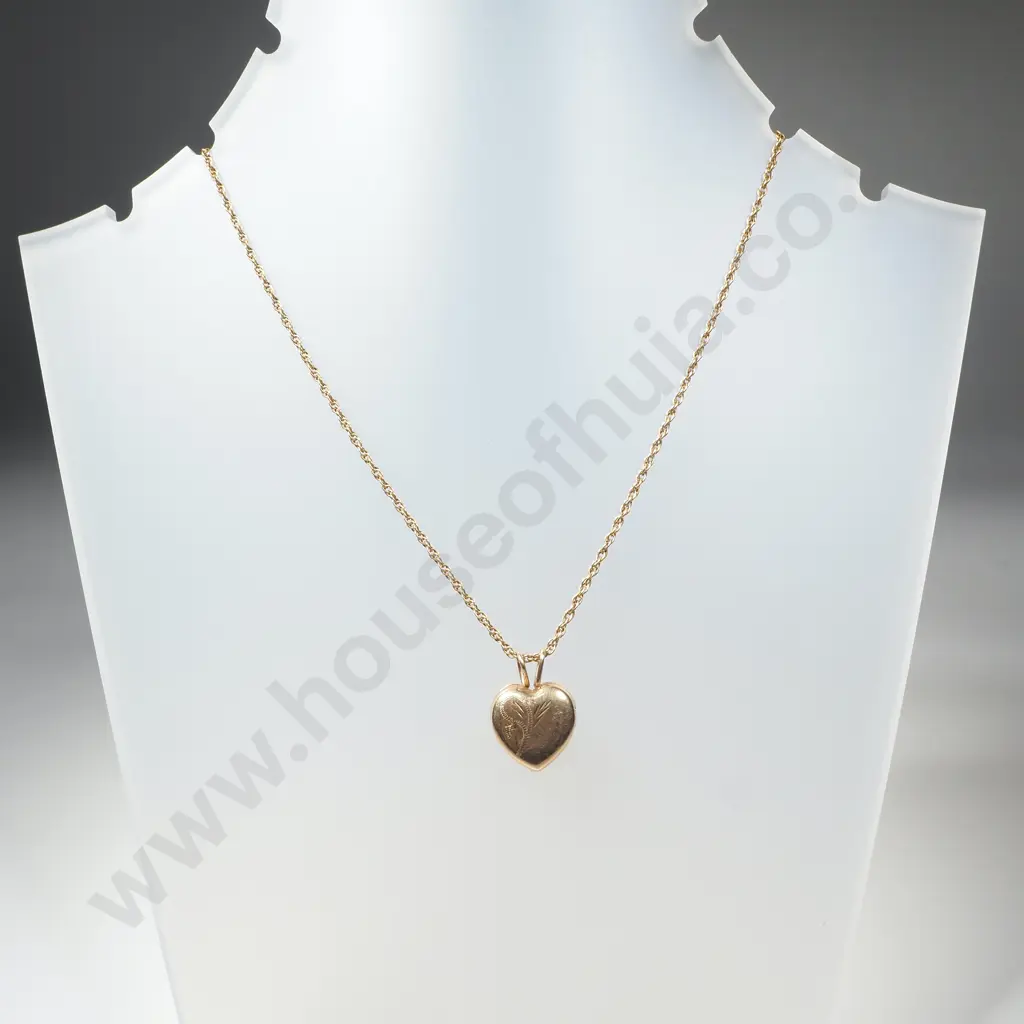 9ct Gold Necklace Pendant Image 1++