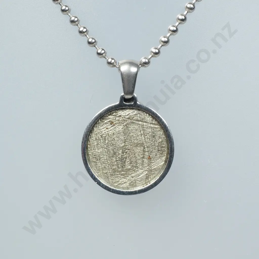 Modernist Pendant on S/S Image 1++