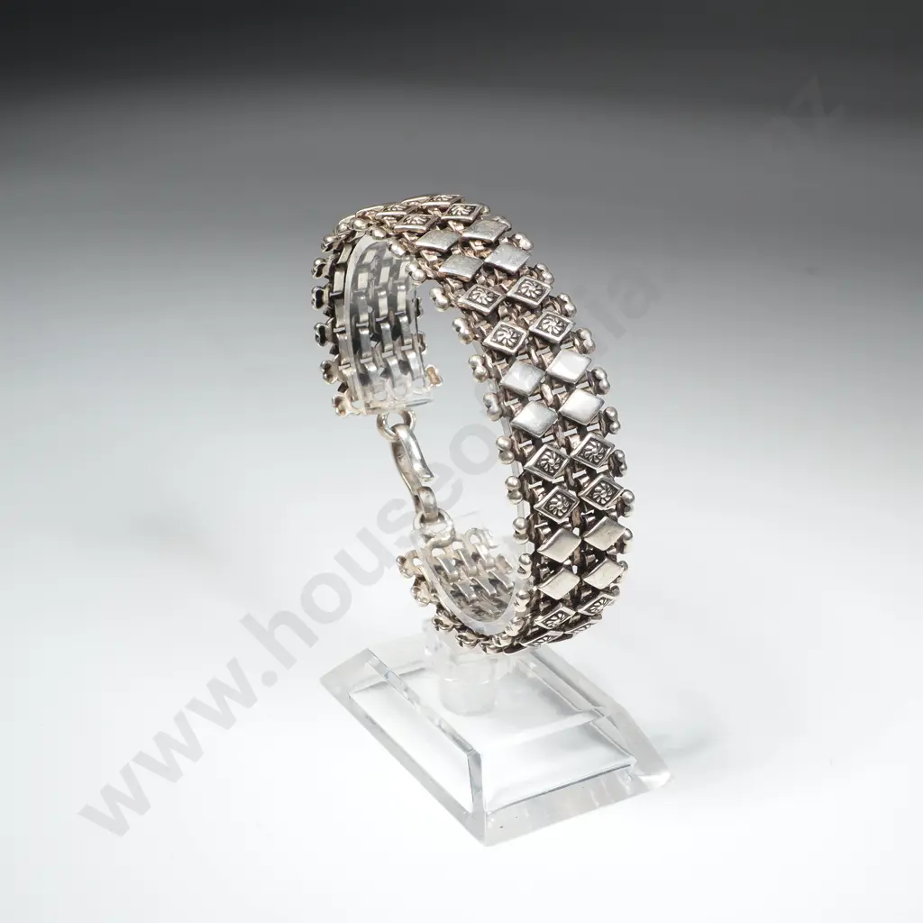 Decorative 80% Silver Bracelet Image 1++